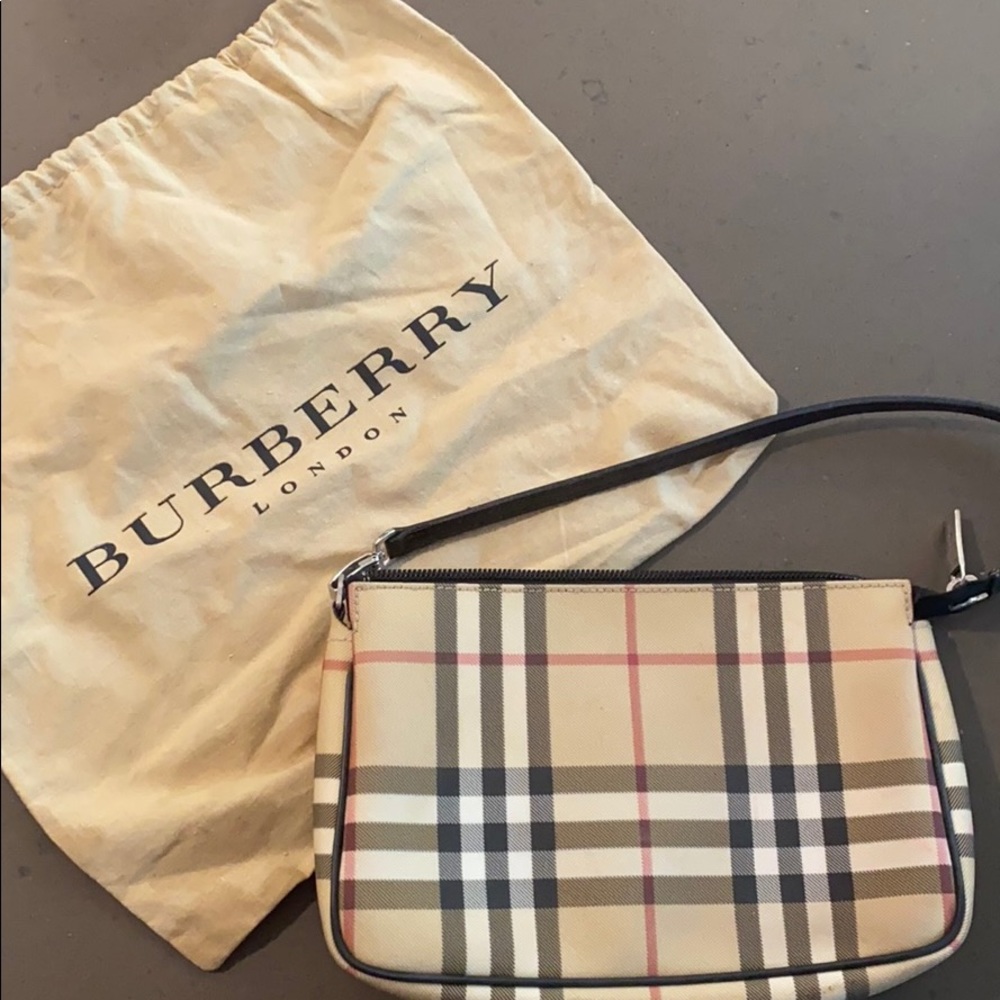 Small Burberry purse